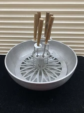 Unique B&B ST. PAUL MINN FONDUE SET