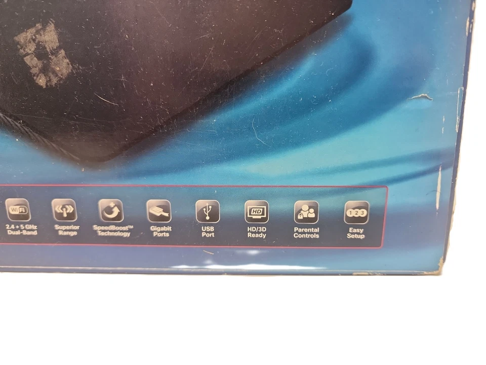 Cisco Linksys EA3500 Dual Band N750 Router With Gigabit And USB App Enabled - Image 4 of 4