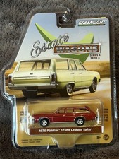 GREENLIGHT  1/64 1976 PONTIAC GRAND LEMANS SAFARI WAGON DIECAST
