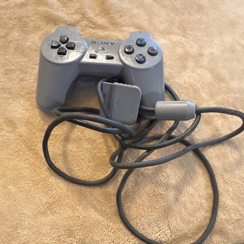 Sony SCPH-1080 Gray Wired Controller w/ Vibration for PlayStation 1