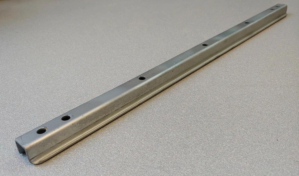 MUY BONITO RIEL DE ASIENTO INFERIOR ORIGINAL PORSCHE 356B T-6 356C 356SC 911 912 SWB NLA Foto 4 de 4