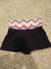 no boundaries yoga shorts