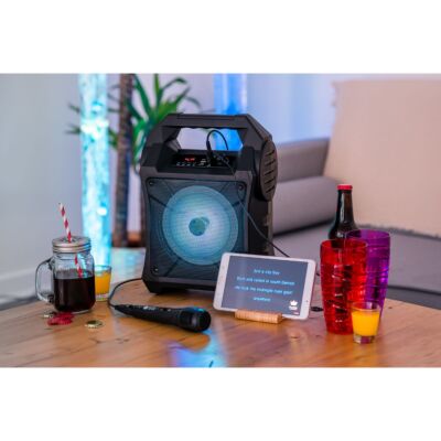 Wicked Gizmos tragbarer Karaoke Ghettoblaster mit Bluetooth Mikrofon und LED-Leuchten
