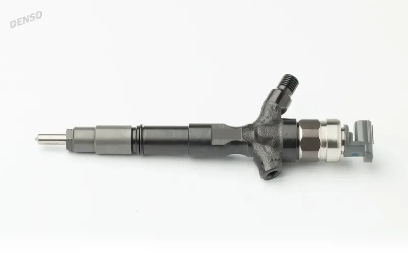 Denso Diesel Fuel Injector DCRI107780 Nozzle Valve 2367030280 2367039316 New - Image 3