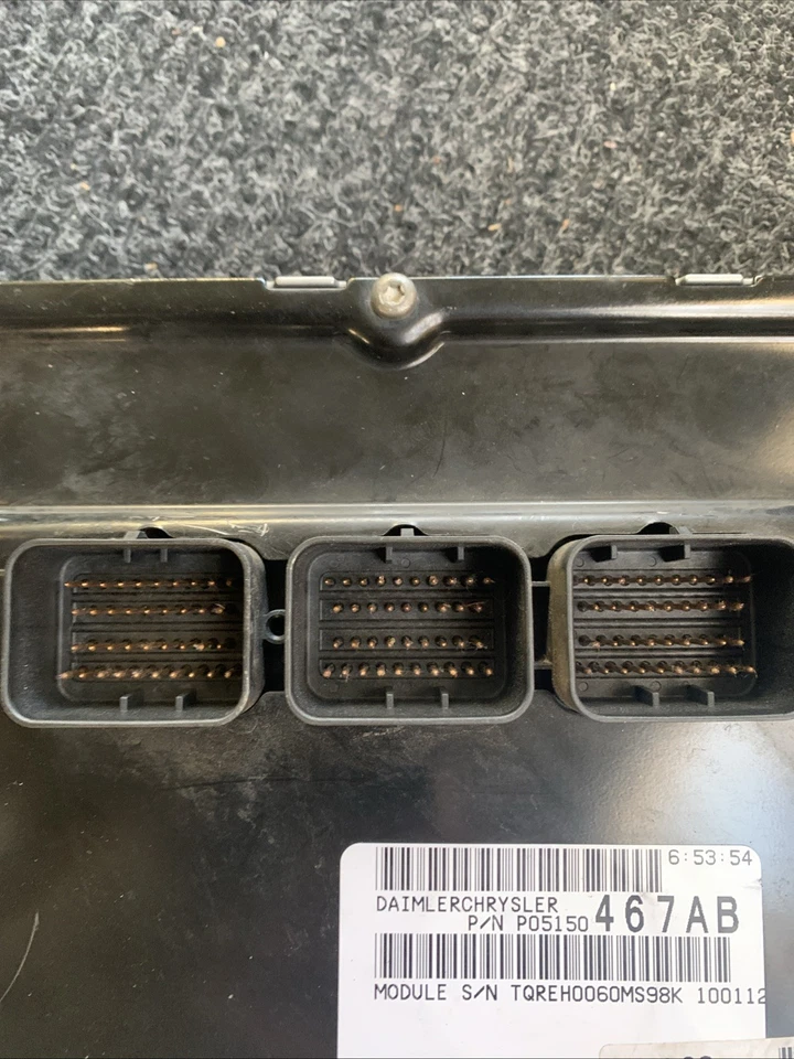 Módulo de control del motor 10 2010 Jeep Grand Cherokee computadora ECM ECU P05150467AB Foto 4 de 4
