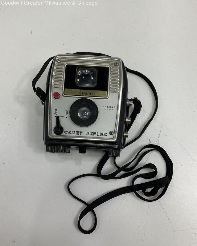Vintage Ansco Cadet Reflex Film Camera (Untested)