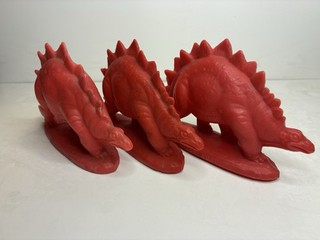 Sinclair Dinoland Lot of 3 Red stegosaurus Plastic Figures Mold a rama