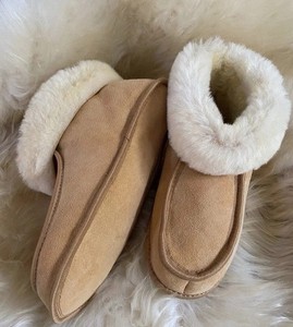 East Perry “Terra” Sheepskin Slippers NWT Men’s 10