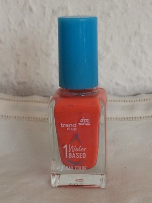 trend It Up Water Based Nail Color 8 ml - Nr. 010