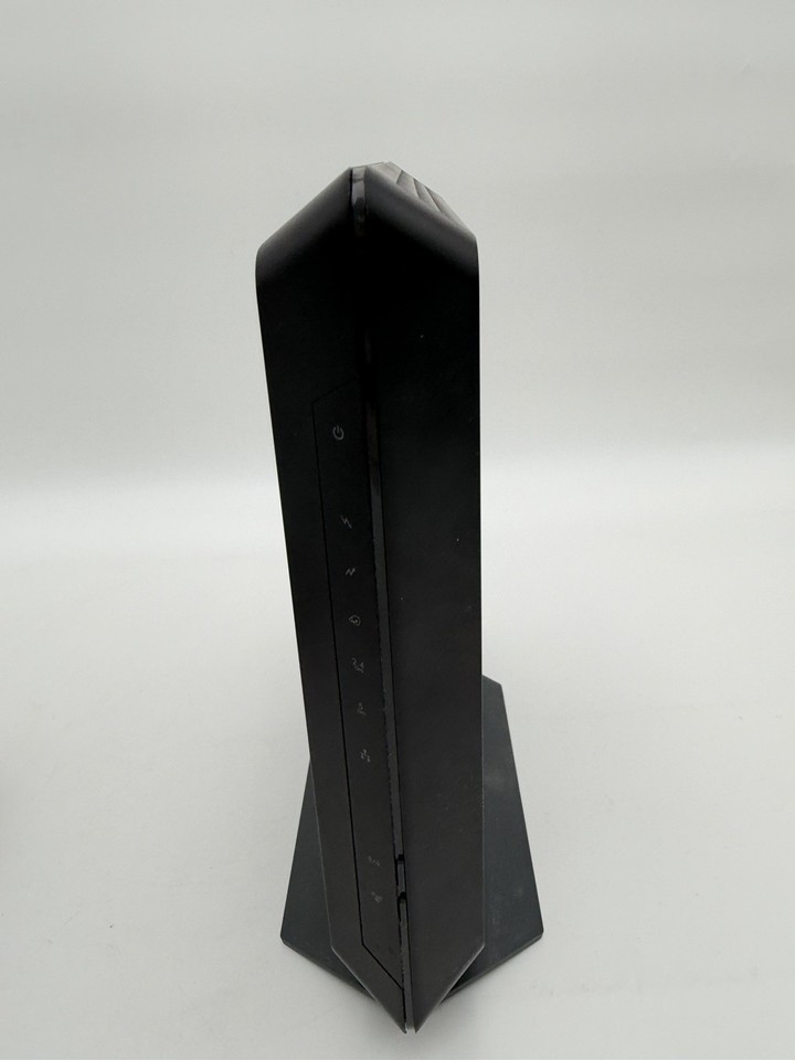 NETGEAR Nighthawk Modem Router Combo C7000 AC1900 WiFi Cable Modem ...