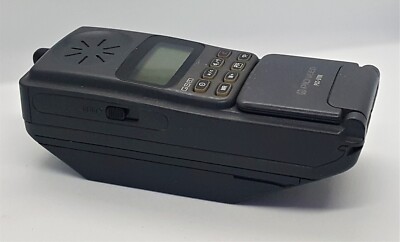 Vintage/Retro PIONEER PCC-D700 GSM Mobile Flip Phone FOR PARTS