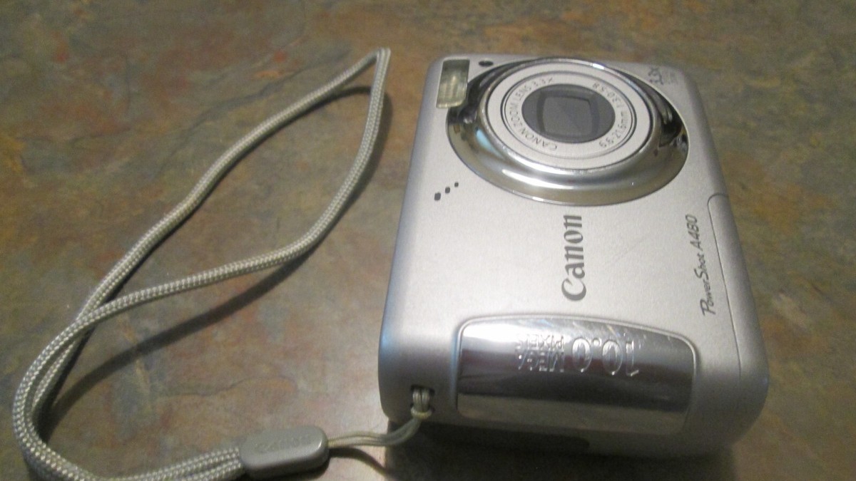 Canon PowerShot A480 Silver Digital Camera 10.0 MP 3.3x Optical