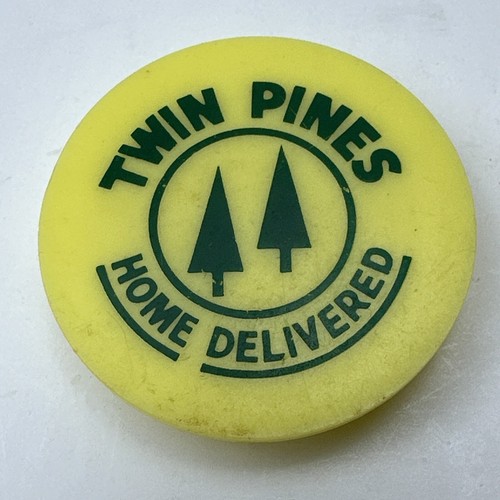 Soda Pop Bottle Cap Plastic Farm Dairy Twin Pines DETROIT MICHIGAN MICH MI