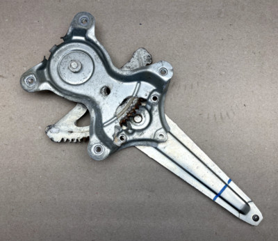 06-17 Lexus IS250 IS350 REAR RIGHT SIDE WINDOW REGULATOR HINGE OEM 69803-22200
