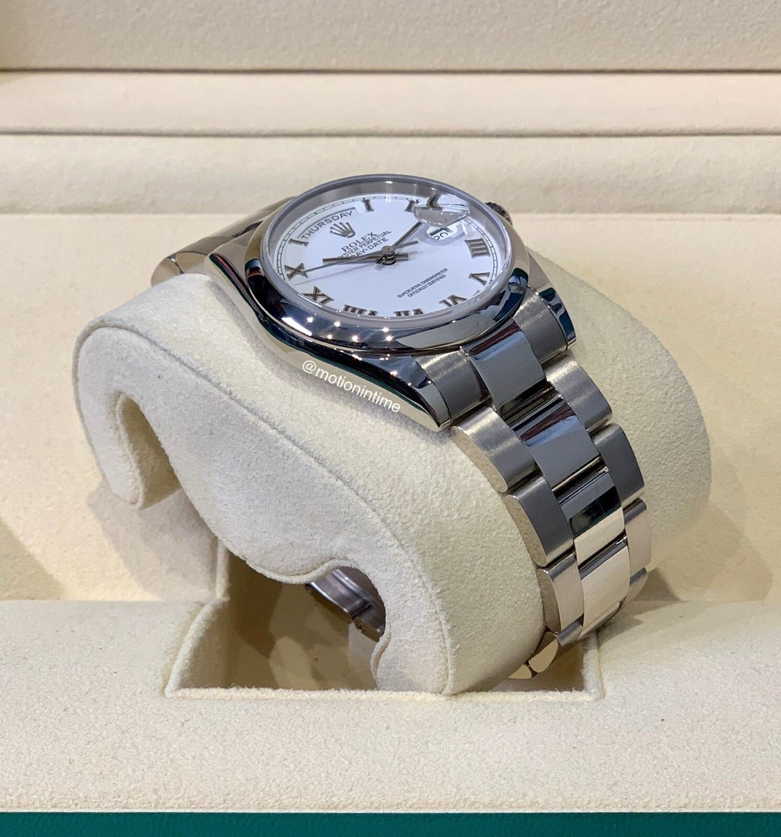 Rolex 118209 Day-Date 36mm Oyster President White Dial, Smooth