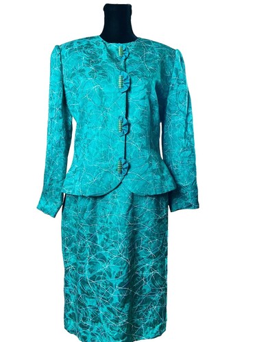 Anne Crimmins UMI Collections Women