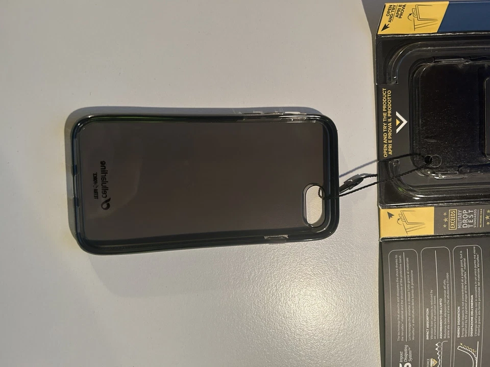 Cover Custodia Cellulareline Tetra Force Shock-Twist - iPhone SE / 8 / 7 - Immagine 3 di 3