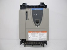 Telemecanique ATV61HU75N4 AC Drive 10 HP 480 V 7.5 KW 480V Schneider Altivar 61