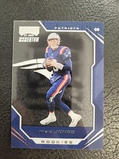 2021 Panini Chronicles - Playoff Momentum Rookies Mac Jones #PMR-9 (RC)