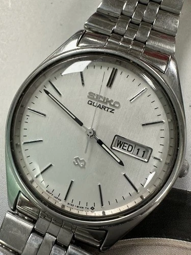 Vintage Seiko SQ 5Y23-8049 Quartz Day-Date Linen Silver Dial Stunning Estate