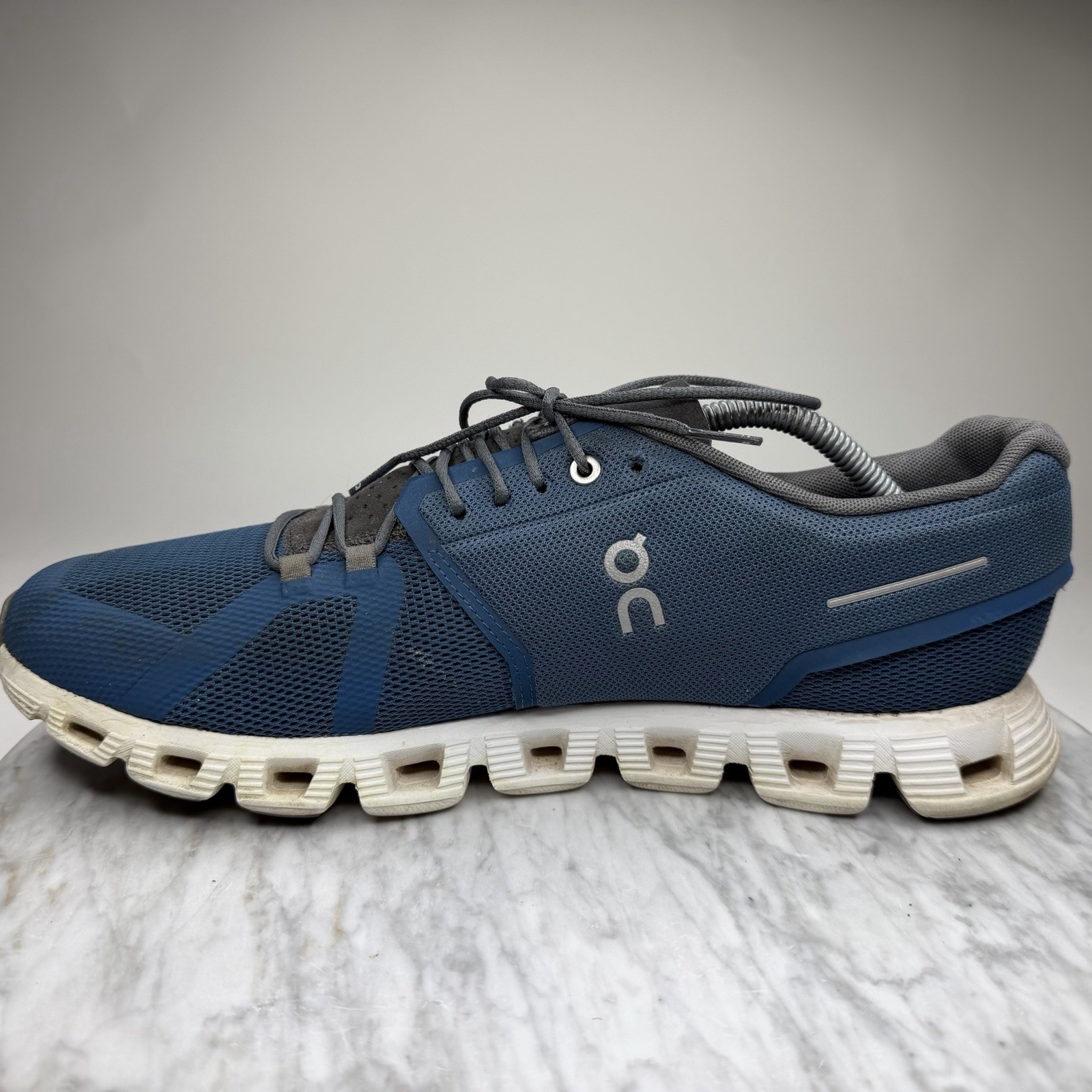 On Cloud Cloud 5 Chambray/White Running Athletic … - image 7