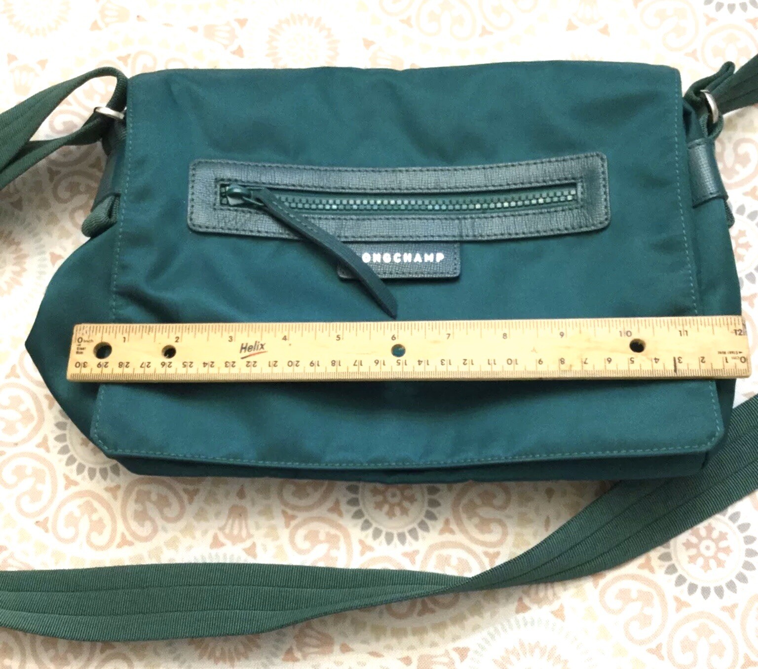 LONGCHAMP Le Pliage Medium Crossbody Moss Zip Emeral… Gem