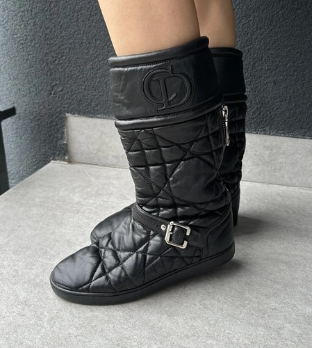 BOTAS ACOLCHADAS VINTAGE CD CRISTIAN DIOR CUERO SUAVE NEGRAS PARA MUJER talla 37.5 - Imagen 3 de 24
