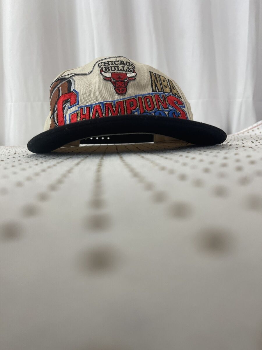 Vintage 1996 NBA Championship Chicago Bulls Snapback Hat Vintage 1996 NBA Championship Chicago Bulls Snapback Hat