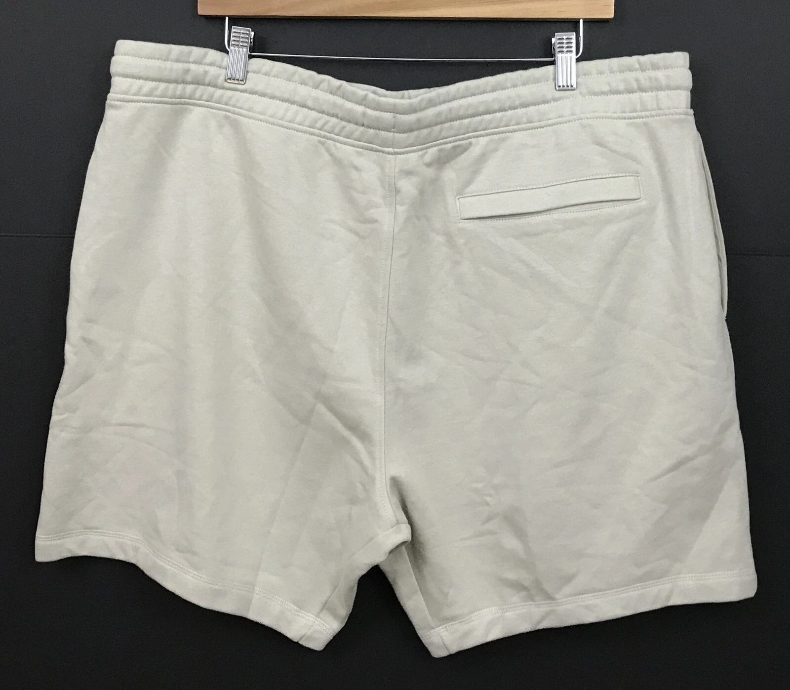 gymshark crest fleece sweat shorts