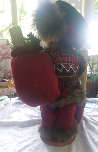 Vintage Rustic Santa Clause St. Nick Hat Bear Appx 17 In Tall Free Standing - Picture 11 of 17