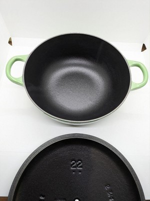 Le Creuset Marmite 22cm Rosemary Matte Black Interior Stoneware Unused New