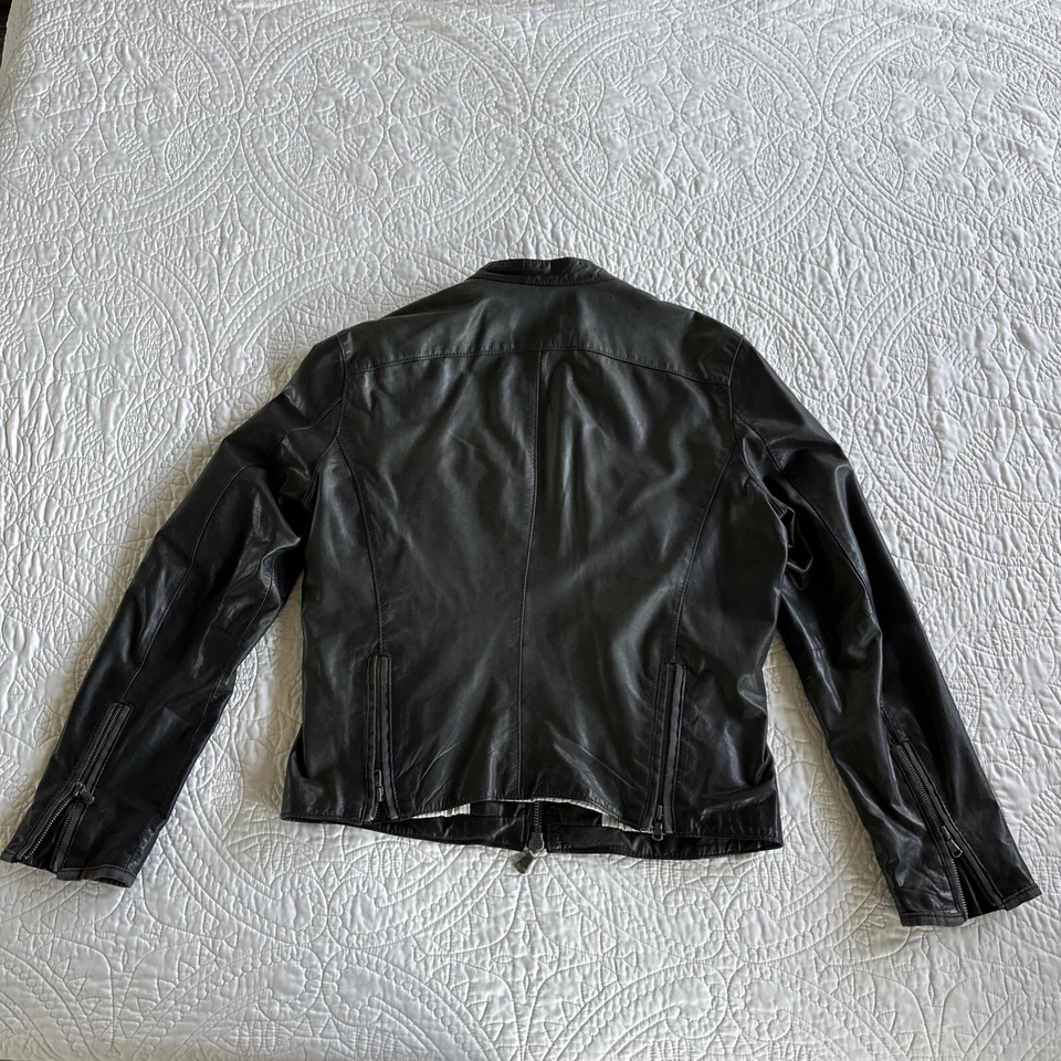 **LIMITED EDITION** John Varvatos USA Calfskin Leather Moto Jacket Black Sz M - Image 3 of 4