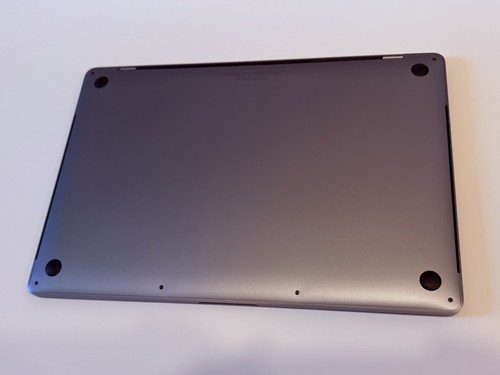 Apple MacBook Pro 15,4" (256 GB SSD, Intel Core i7, 2,80 GHz, 16 GB) computer portatile - Foto 7 di 9