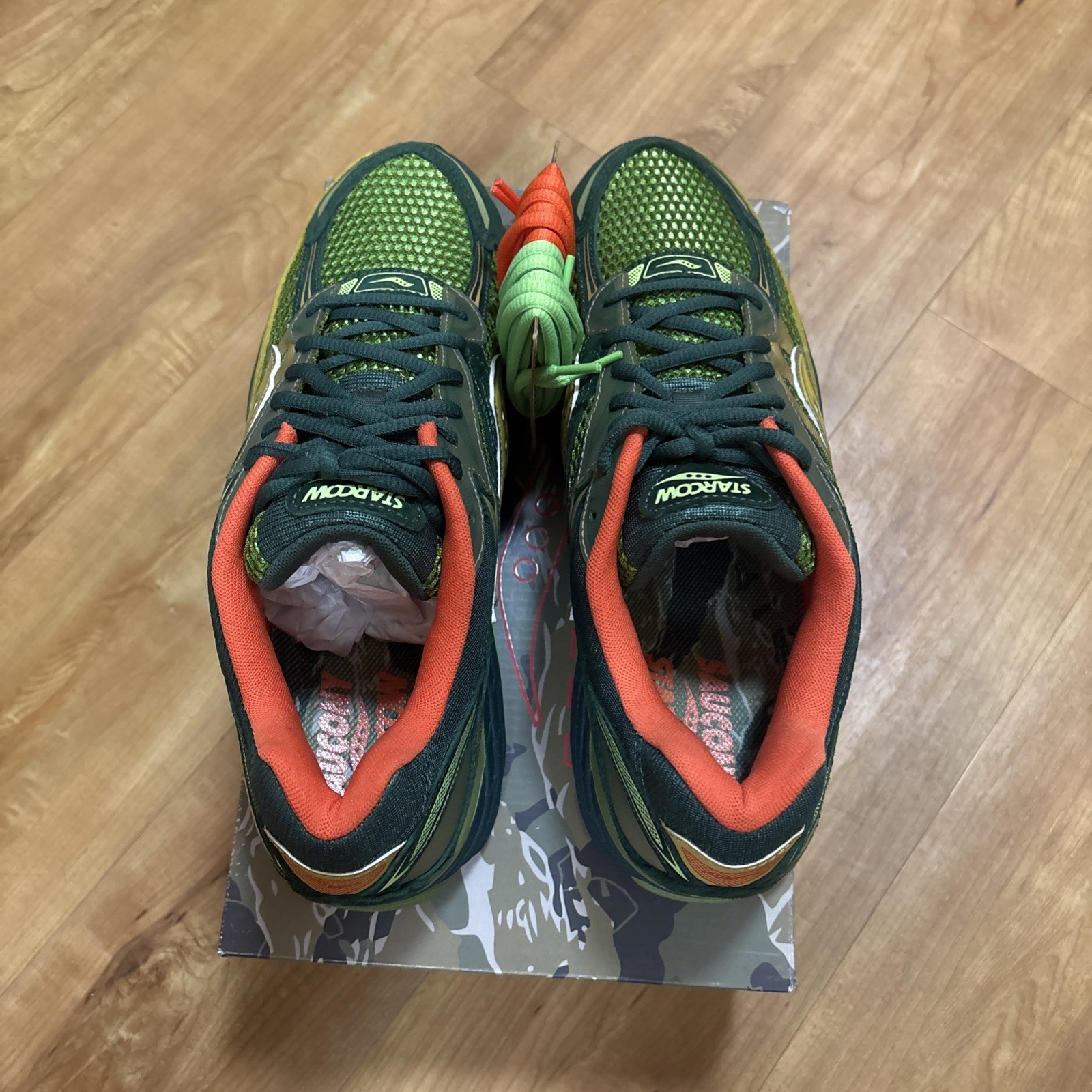 Saucony Size 10 ProGrid Omni 9 Starcow Men's Green/Orange S70860-1 thumbnail 8