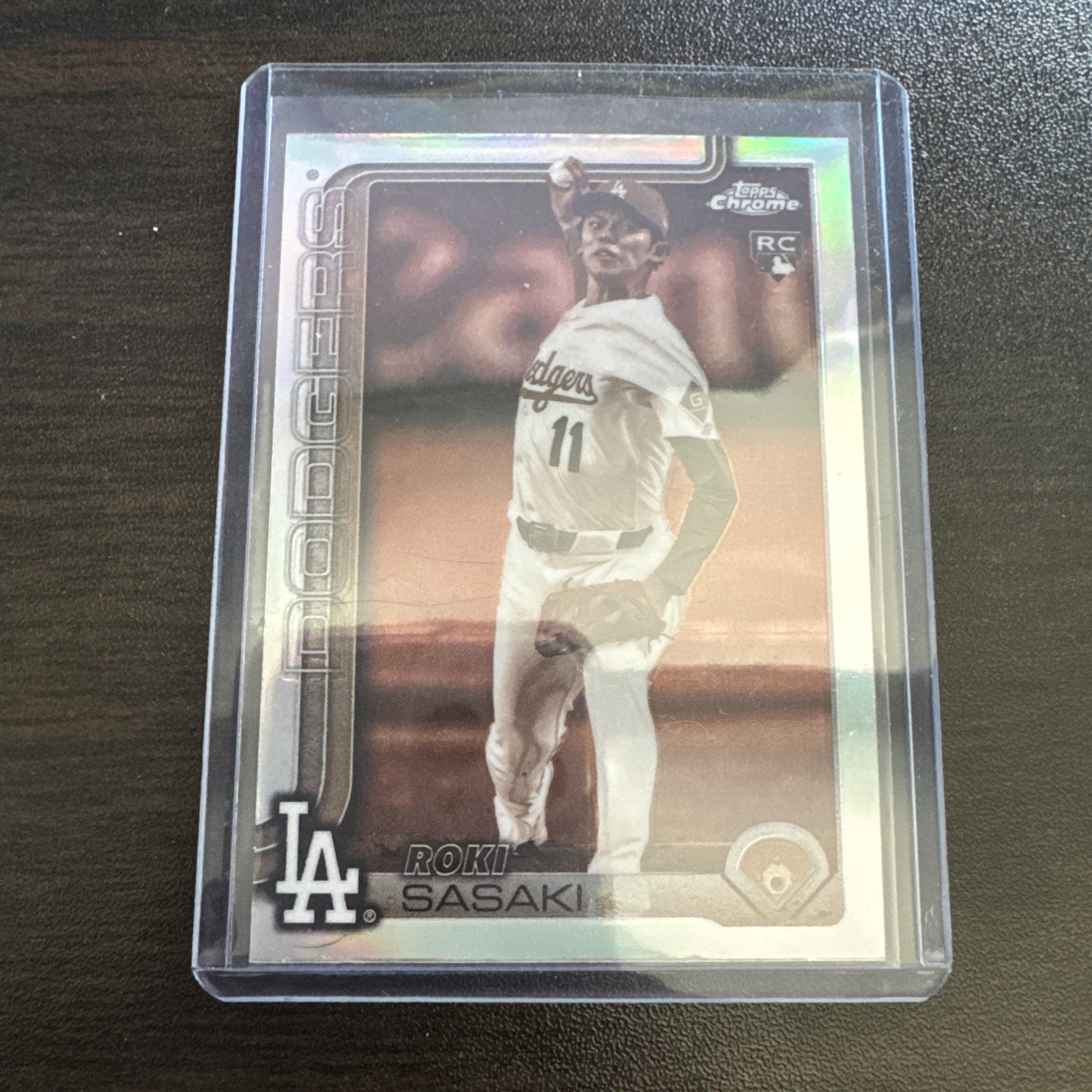 2025 Topps Chrome - Roki Sasaki #217 Sepia Refractor (RC)