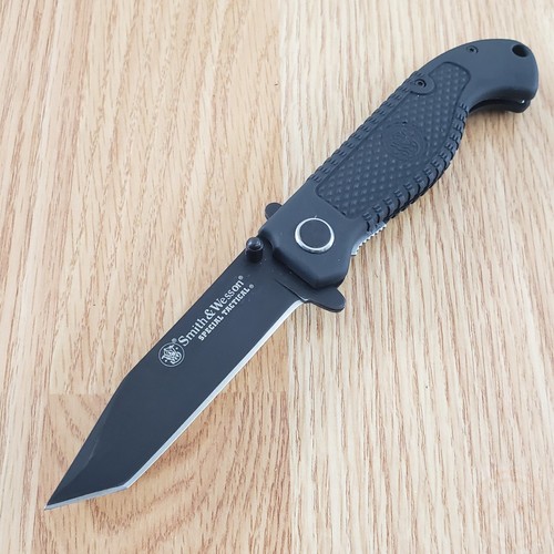 Smith & Wesson Special Tactical Folding Knife Stainless Blade Rubberized Metal - Picture 2 of 8