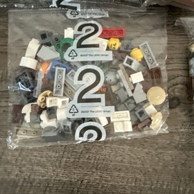 DAMAGED BOX LEGO Creator Expert Winter Toy Shop 10249 Village Station 10259 LOT