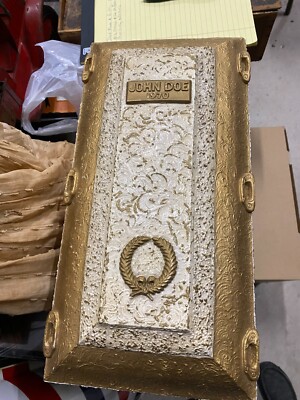 Vanguard Salesman Sample Vault JOHN DOE 1970 FUNERAL ITEM CASKET BURIAL 18x10