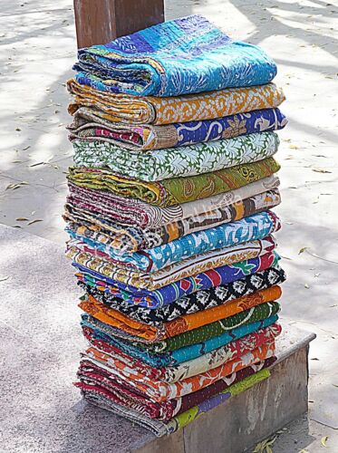 Vente en gros lot de housse de lit de literie indienne kantha courtepointe point à main couverture boho - Photo 1 sur 9