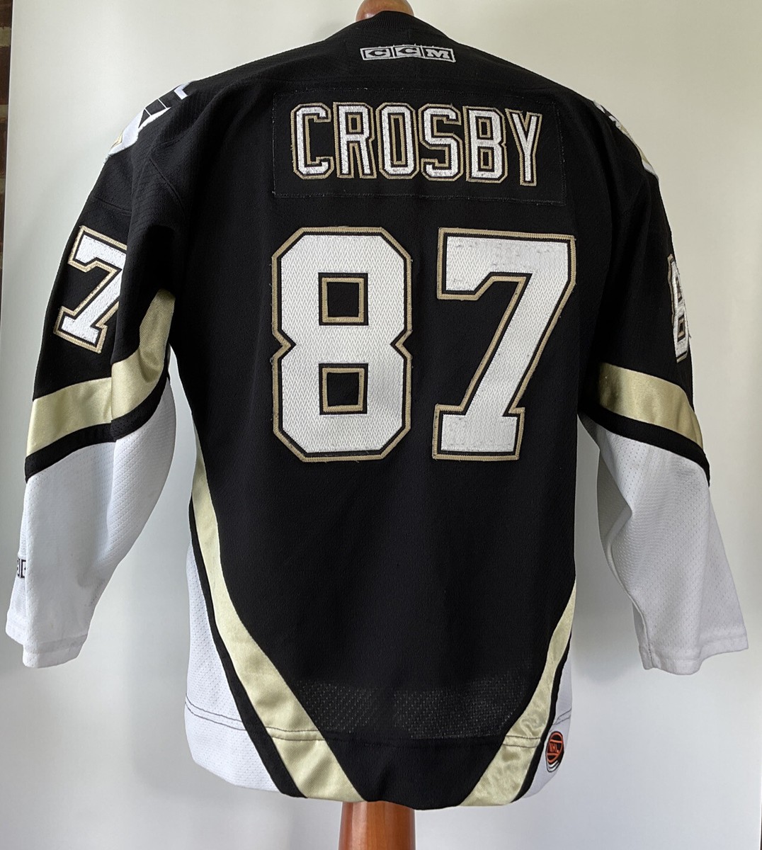 NHL Pittsburgh Penguins - CCM Officially Licensed Jersey - Youth L/XL Crosby