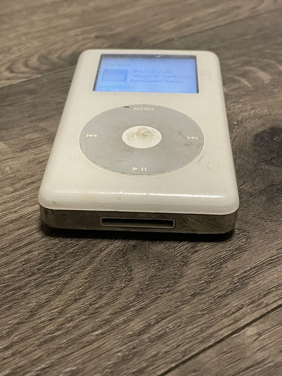 Apple iPod Classic 4th Generation White (20 GB) M9282 3500 Apple iPod Classic 4th Generation White (20 GB) M9282 3500
