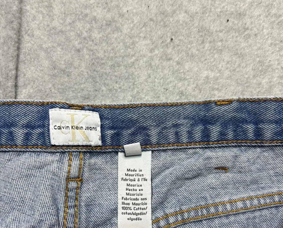 Vintage Calvin Klein Jean Shorts Mens 38 Stone Wash 100% Cotton Denim Jorts - Image 4 of 4