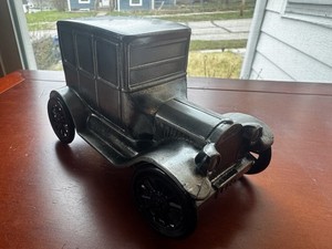 1974 Banthrico 1926 Ford Model T Cast Metal Coin Bank Still Bank