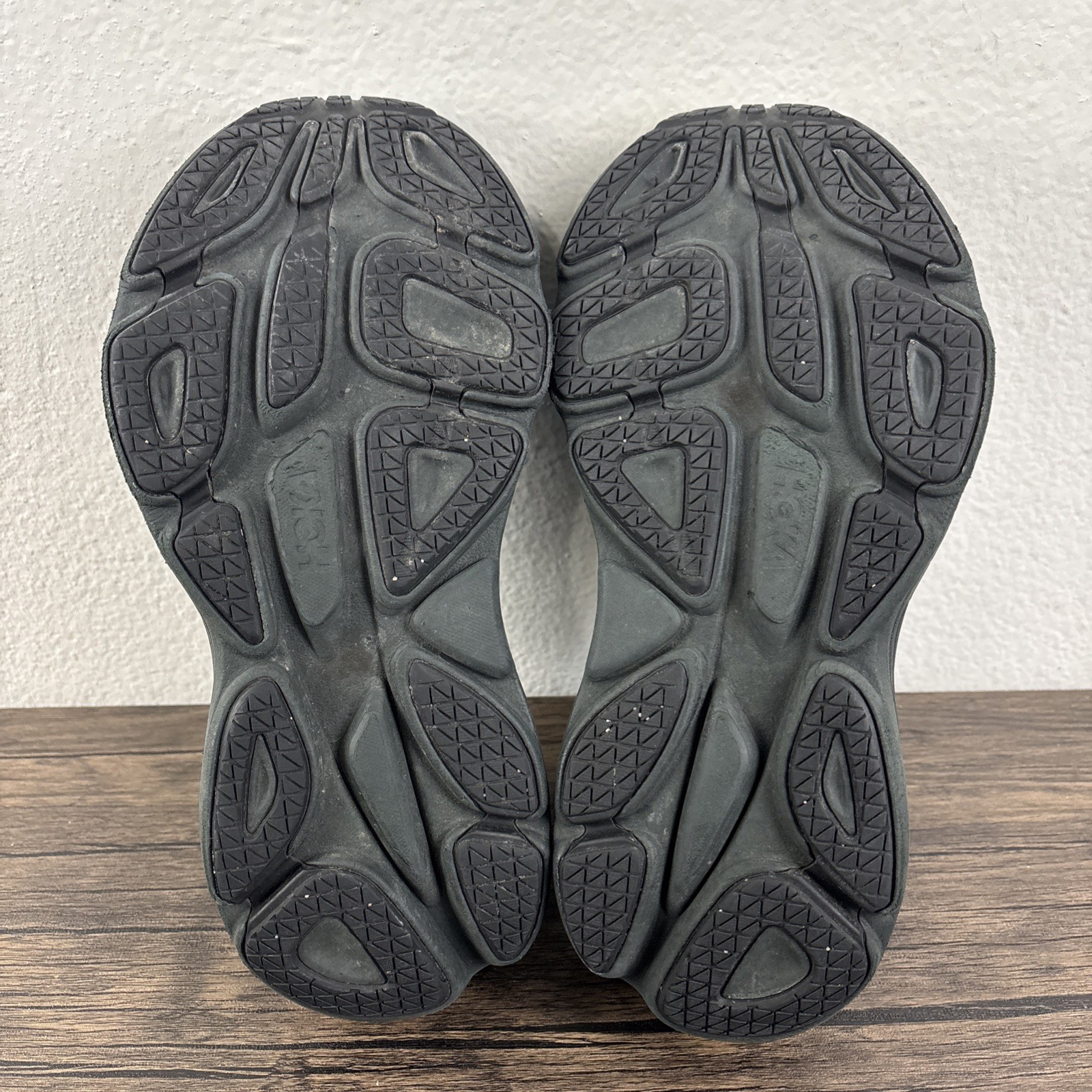 Hoka One One Bondi 8 Triple Black Running Shoes Women’s Size 10D Wide Sneakers thumbnail 11