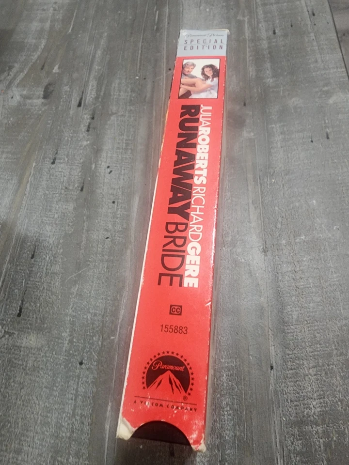 Runaway Bride (VHS, 2000, Special Edition) - Image 3 of 4