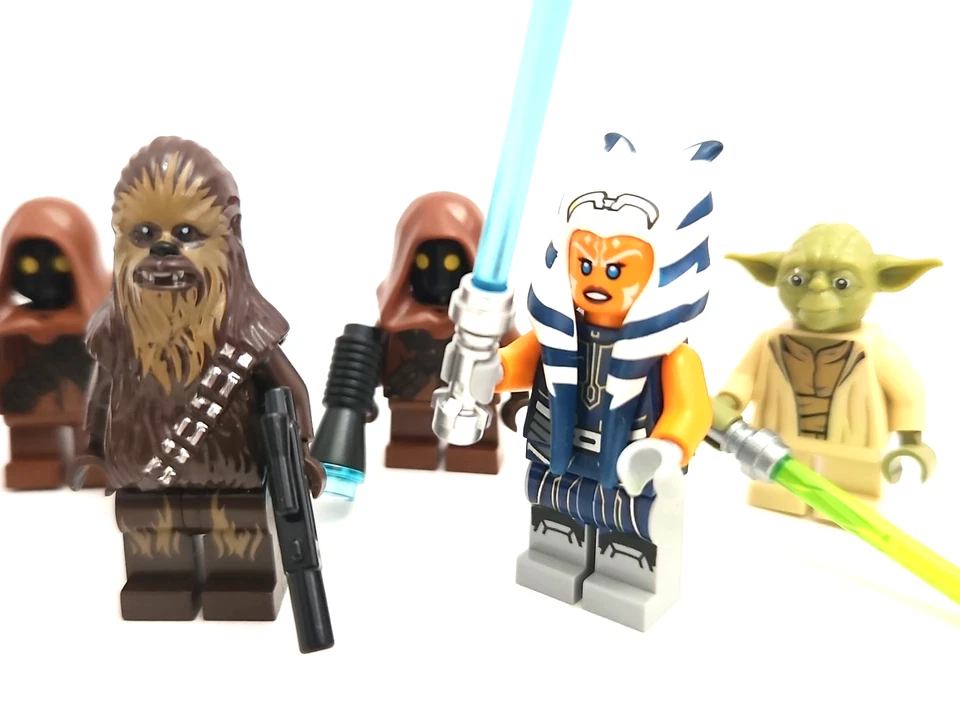 Lego Star Wars Minifigura y Accesorios Lote - Vader Jawa Ahsoka Yoda Chewbacca Foto 3 de 4