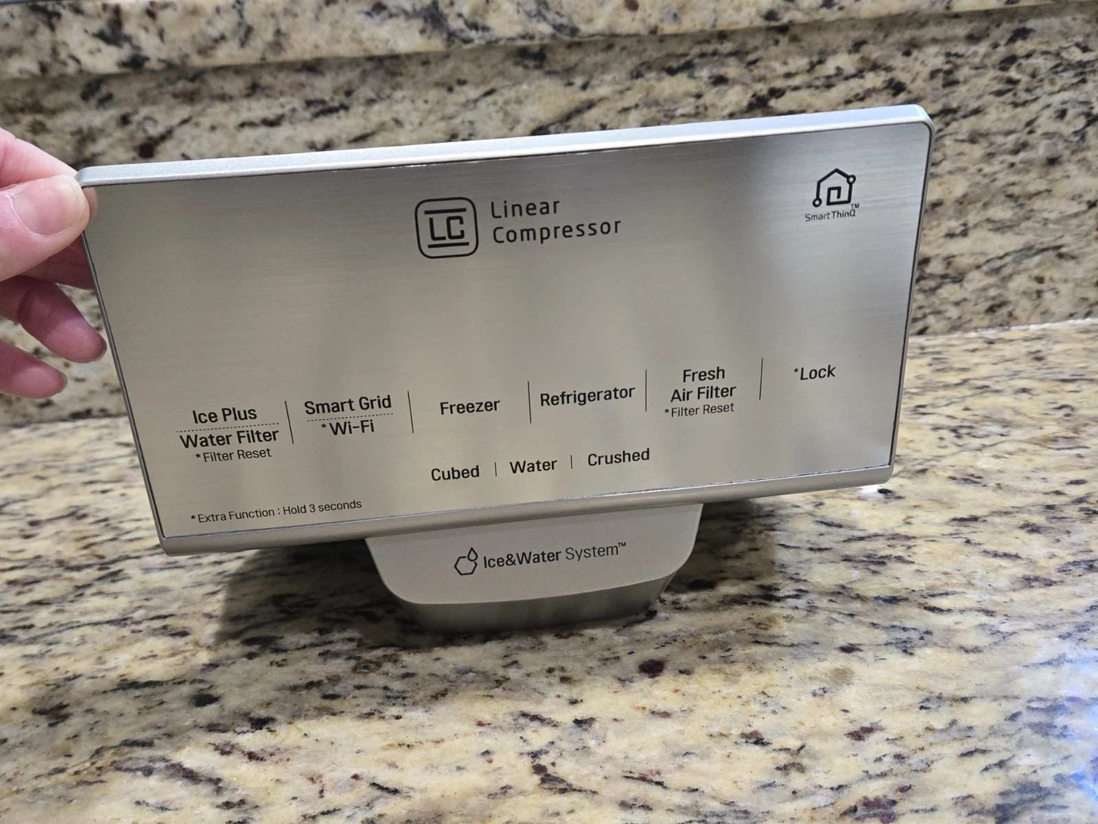 LG LFXS26596S 36" Smart Refrigerator Display Cover ACQ88651568~ GENUINE PARTS
Opens in a new window