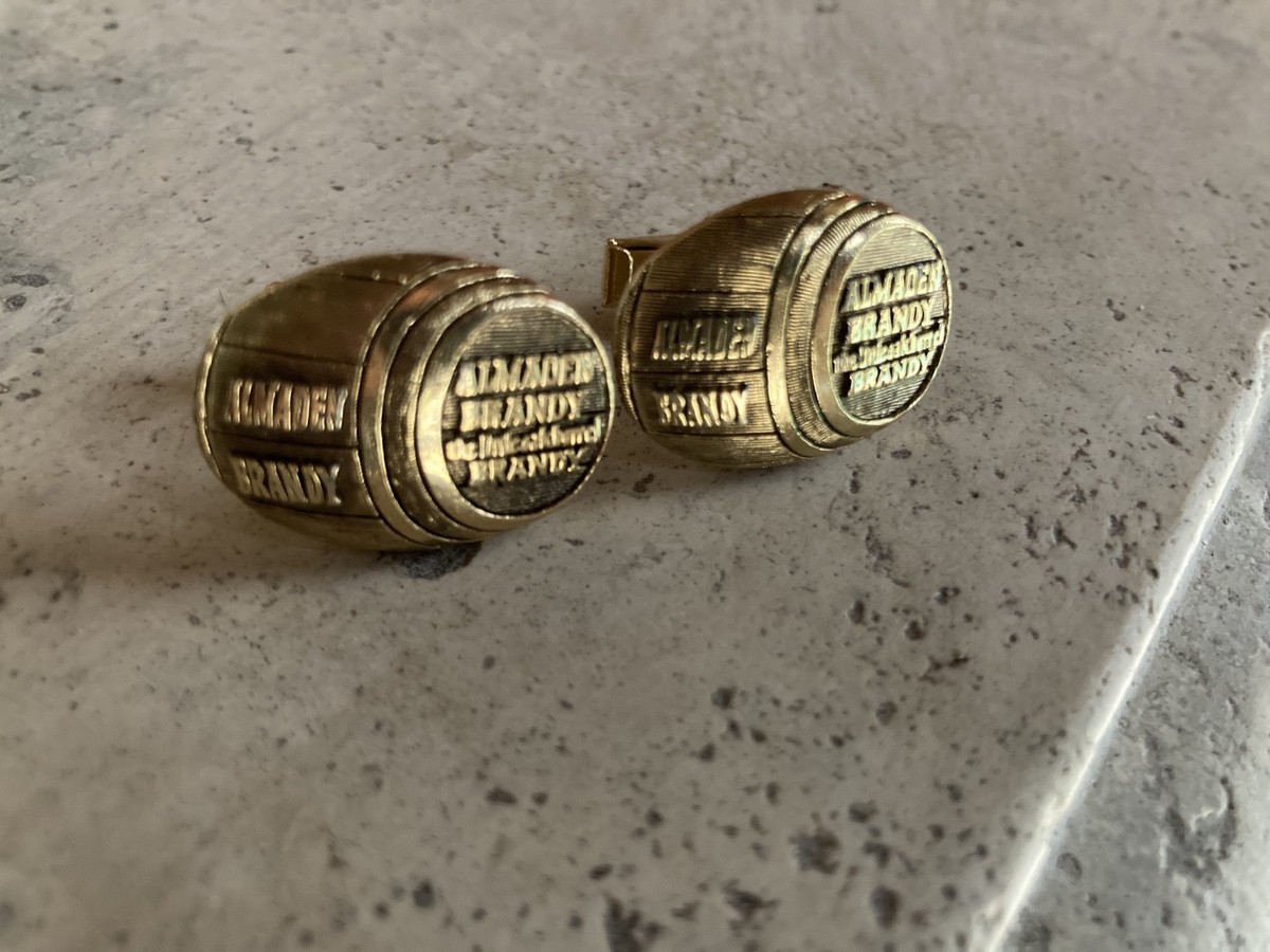 “ALMADEN BRANDY – the finest  brandy” 3D cufflinks View 6