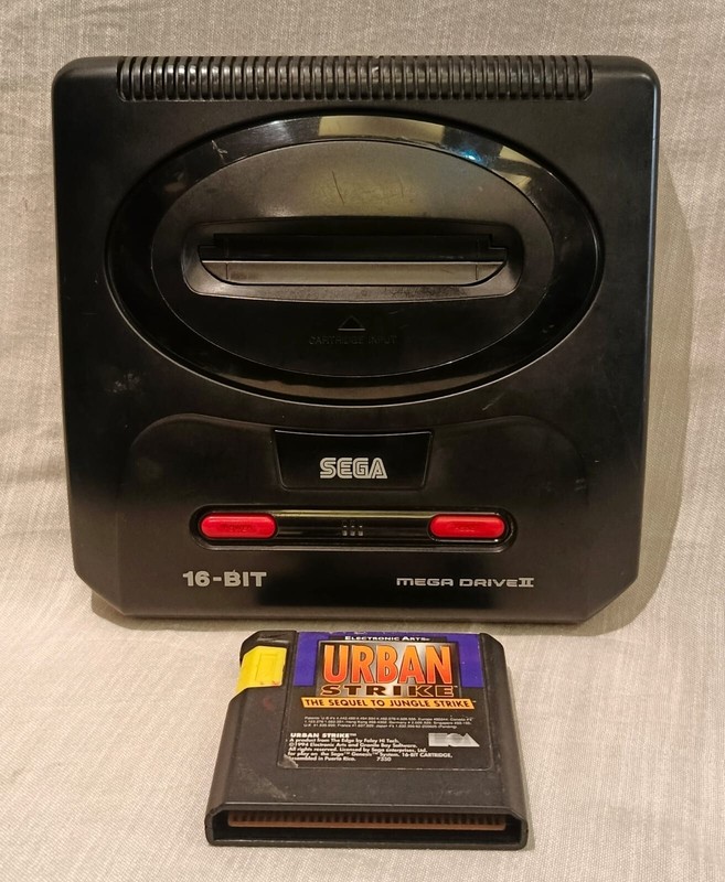 SEGA Mega Drive II 2 Console 16 BIT with Cartridge only Tested (Read description