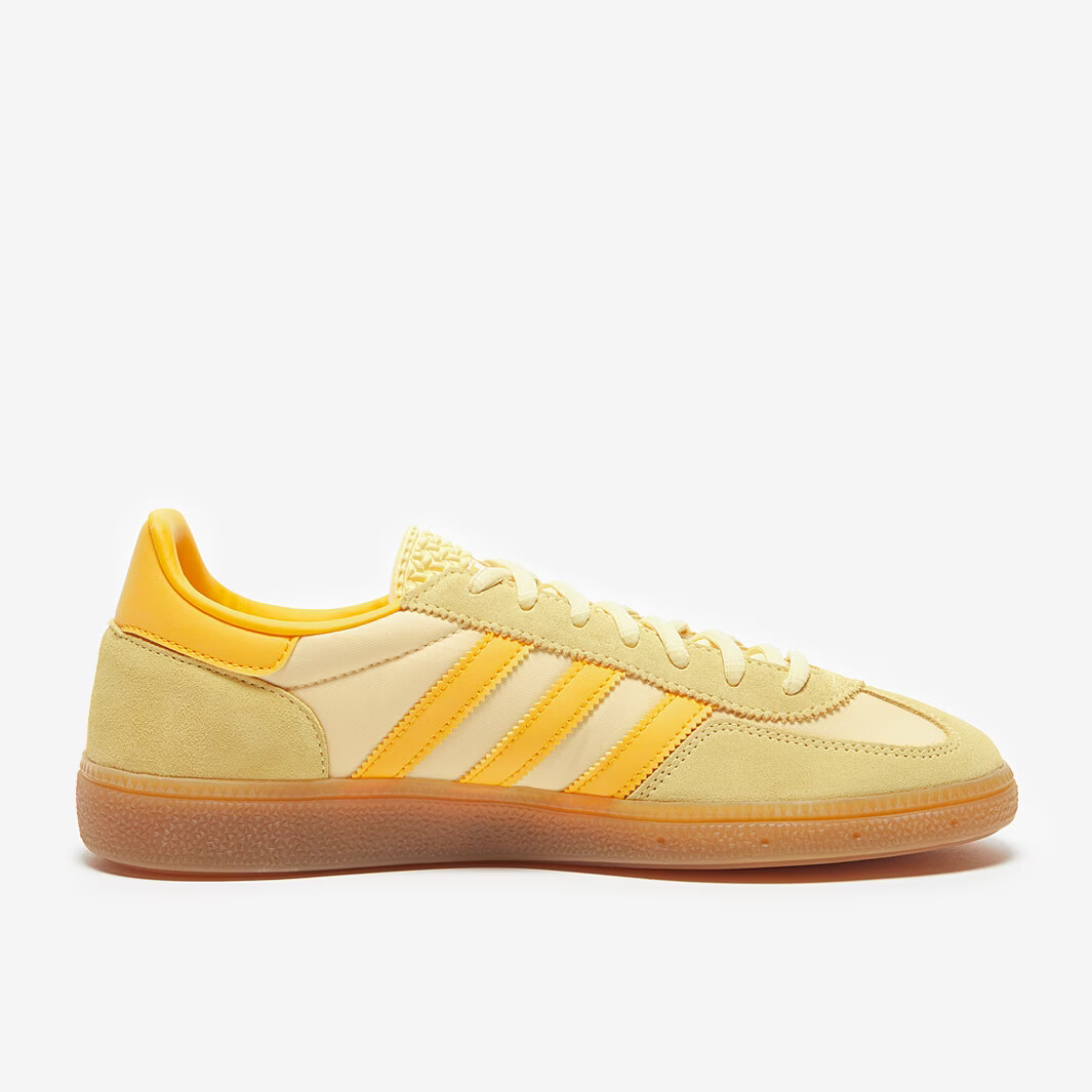 ☆新作☆adidas Originals handball spezial yellow/black adidas Handball Spezial Mens Fashion Sneakers in Black